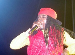 0990287800ad45d5bd2d585077b854f9 300x223 Khago no longer managed by Corey Todd, signs Stashment Records deal