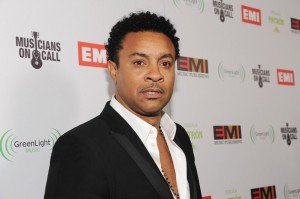 Shaggy+EMI+Post+GRAMMY+Party+Capitol+Tower+FCVQ0LhRmGBl 300x199 Shaggy 2012