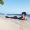876 Beauty – Steamy Summer Edition